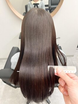 あなたの髪を美しく変える縮毛矯正特化サロン！理想の艶髪を追求し心地よいリラックスした時間をご提供◎