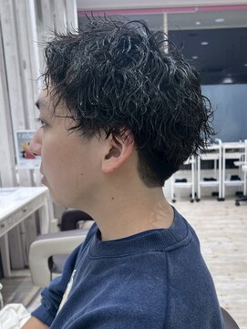 ガーデン 西川田店(garden) 宇都宮men'sメンズパーマツイストパーマ波巻きパーマ落とし眉毛