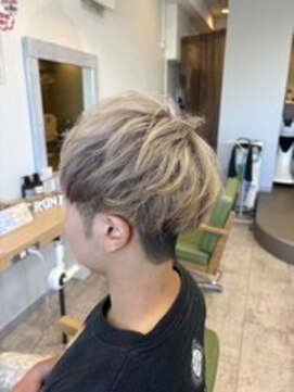 ヘアートランク(hair TRUNK) 清潔感ショート。理容室なので男性も気軽に通えます。