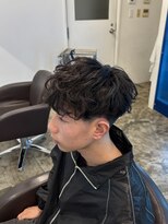 アンサー 千葉中央(UNSER prod by THE DAY)&nbsp;【MEN’S HAIR/サーフカール/刈り上げセンターパート/千葉】