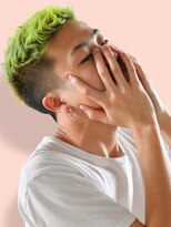 サンディーズバーバーショップ(Sandees) ビビットカラー/ブリーチ/フェード/スパイキーショート