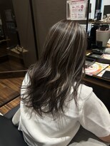 ツツミ TSUTSUMI 美容室&nbsp;ハイライト