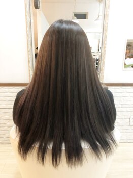 ジア ヘアーアンドネイルの写真/持続性◎これからの季節に嬉しいサラ艶髪へ♪髪の内部に潤いを浸透&定着させることで、まとまりのある髪へ!