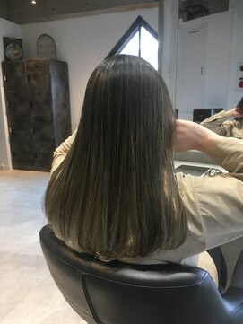 アディクト 綾瀬(ADDICT) 【ADDICT YuuYa】オンブレバレイヤージュ_ブルーグレージュ