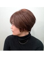 リリス(l'iris)&nbsp;襟足スッキリ大人キレイな立体感ショートボブ 30代40代