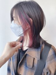 【morio 原宿】ミディアムウルフ　インナーカラー　ピンク