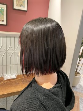 ムーン(moon) #マチルダボブ#ピンクベージュ#インナーグレージュ