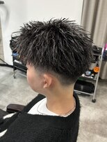 イーラ(era) ツイストスパイラルパーマ/メンズ/刈り上げ/眉毛/ツイスト