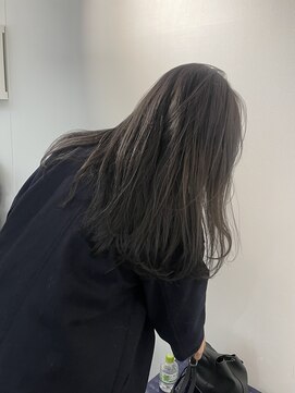 ビューズ(VIEWS) グレージュ/ブルージュ/レイヤーカット/バイカルテ[表参道]