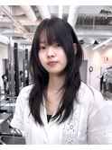 ハッシュカット　ロングウルフ　ロングレイヤー　艶カラー