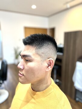 ヘッドハンター(HEAD HUNTER) フェードカット