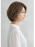 ゴールドベージュの白髪ぼかしハイライト