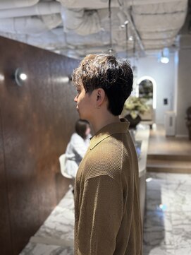 ウノプリールヴァモス(unopulir Vamos) マッシュ茶髪刈り上げなし