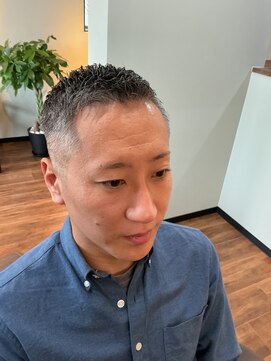 オーラム(AURUM) フェードベリーショート