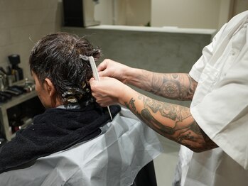 ハローバーバースタジオ(hello barber studio)の写真/”通うのが楽しくなる”理容体験をお届けします!![メンズカット/フェード/シェービング/眉毛カット]