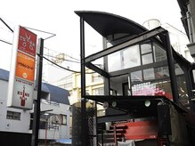 ハンビ美容室(HANBI)の雰囲気(新大久保駅から徒歩3分!!ビルの2階です♪)