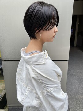 グランドライン(GRAND LINE) 《GRANDLINE松本》耳掛けハンサム　烏丸　ひし形小顔ショート