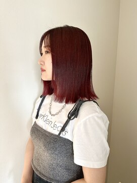 ユイル(Uil) 似合わせ小顔ミディアム× 暖色カラー デザインカラー