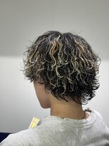 リバティシェアバーバー 銀座(LIBERTY SHARE BARBER)&nbsp;波巻きスパイラル<理容室><銀座>