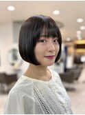 小顔に魅せる首ながボブ