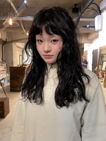 エイミー(amy.) ハッシュカット/パーマ/外ハネボブ/ワイドバング/オン眉