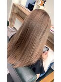 ハイトーンベージュ