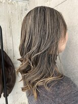 プラスシー(+C)&nbsp;継続して作る地毛にハイライト！福岡ハイライト/福岡白髪ぼかし