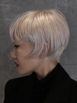 ピークアブー 原宿ハラカド(PEEK-A-BOO) ハイトーンくびれベリーショート、ひし形骨格補正前髪ぱっつん