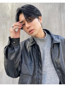 ベル 表参道店(Belle) サイドパートカルマヘア