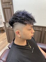 ミリオンバックス 上野(Million Bucks) ラインアートフェードスタイル