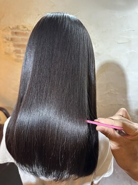 リリアン(Ririan) 【橋本】酸性縮毛矯正+自社製品髪質改善トリートメント