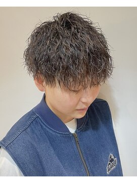フリーク バーバーショップ 都島店(FREAK BARBER SHOP) 無造作縦落ちツイストスパイラルパーマツーブロックマッシュ