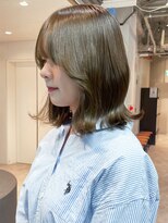 アイティーバイアルバム 北千住店(IT by ALBUM)&nbsp;グレーベージュニュアンスカラー美髪くびレイヤー_ba487741