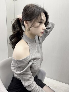 ジーナ 名駅(XENA.) 《karen》顔まわりカット/レイヤーカット/韓国ヘア/グレージュ