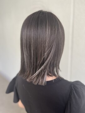 プラス エー(PLUS A) グレージュ×バレイヤージュ