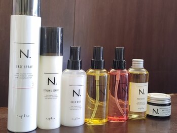 カラーボックスの写真/【泉大津駅】ヘアカラー専門店！髪に優しいカラーとトリートメントで髪の芯からしっかりケアを♪