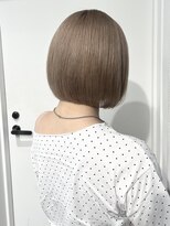 ココ 原宿(KOKO)&nbsp;黒髪小顔クラゲヘアーオリーブグレーココアベージュレイヤー