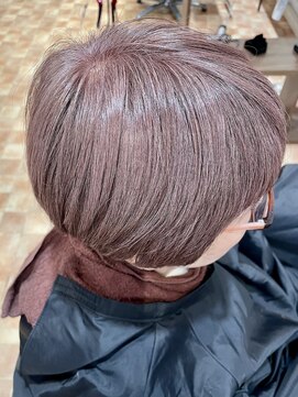 アイニ 河内小阪店(aini) 白髪ぼかしカラー白髪ぼかしハイライト大人ショート30、40、50代