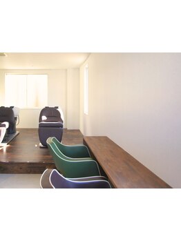 【みよし市】髪に優しい酢酸配合のカラーを体験♪髪質改善しながら白髪染めが叶うカラー専門店★