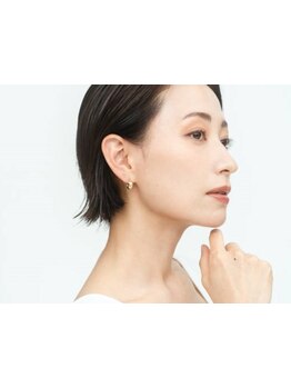 鏡の前でときめく私へ。洗練されたトレンドスタイルで魅力開花◎洗練されたスタイルで魅力を引き出します。