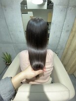 ブルー 博多(Blue)&nbsp;縮毛矯正と酸熱トリートメントで艶髪ストレート