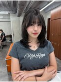 ミディアムレイヤーカット顔周りレイヤーウルフハッシュカット