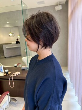 アース 栄店(HAIR&MAKE EARTH) earthショートレイヤーボブミルクティー丸みショートボブ