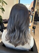 リモ 藤沢(rimo) グラデーション×グレージュ
