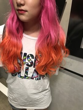 ジーナ(XENA) フラミンゴカラー