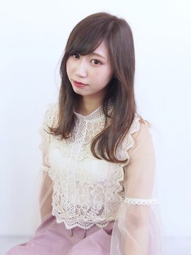 コンテナ ヘアーアンドリラックス(CONTENA Hair&Relax) ラベージュ×外ハネセミディ