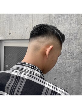 アイコン ブルー メンズ(I-CON #blue MEN'S) ☆サイドパート☆スキンフェード【池袋フェード】