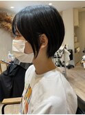 ショートボブ