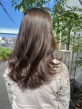 ハグクレア(HUG CLAIRE) アッシュブラウン