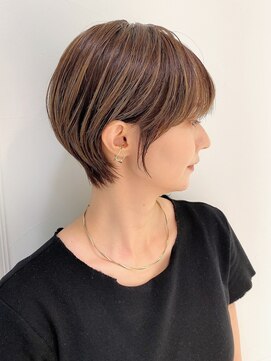 テュケー(TYCHE) シルエット綺麗なくびれ美人ショート30代40代50代前髪あり